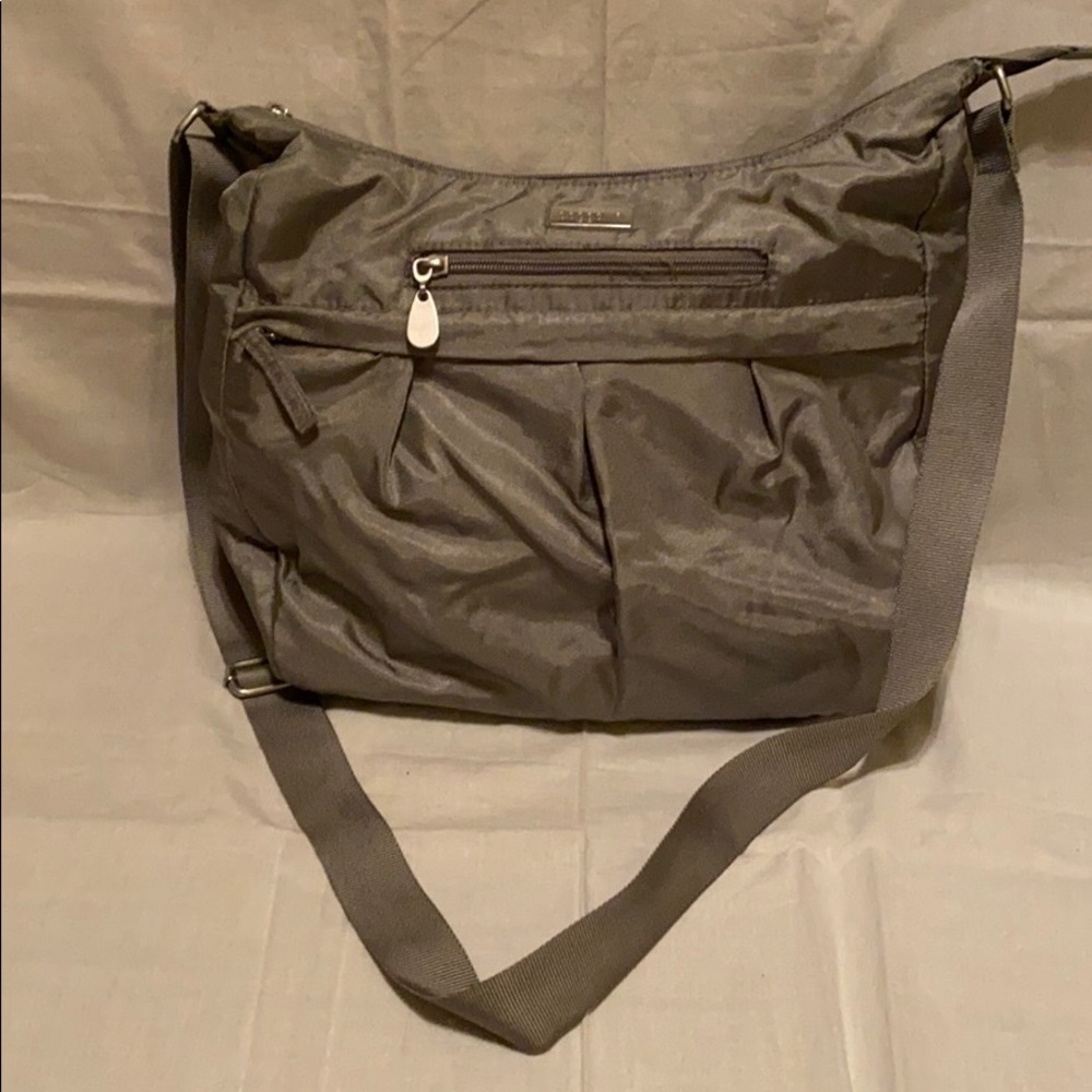 Baggallini crossbody purse